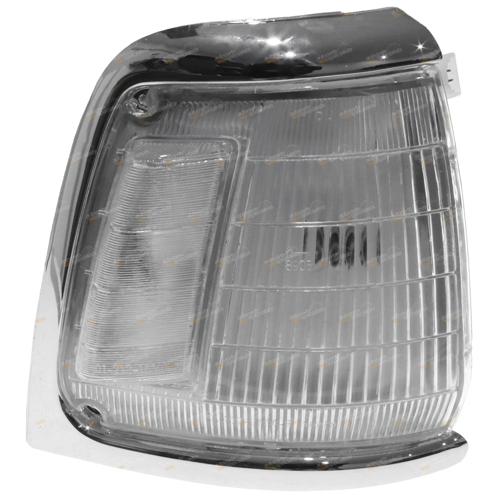 RH Chrome Corner Light with Clear Hump for Toyota Hilux LN85 RN85 (1991–1997)
