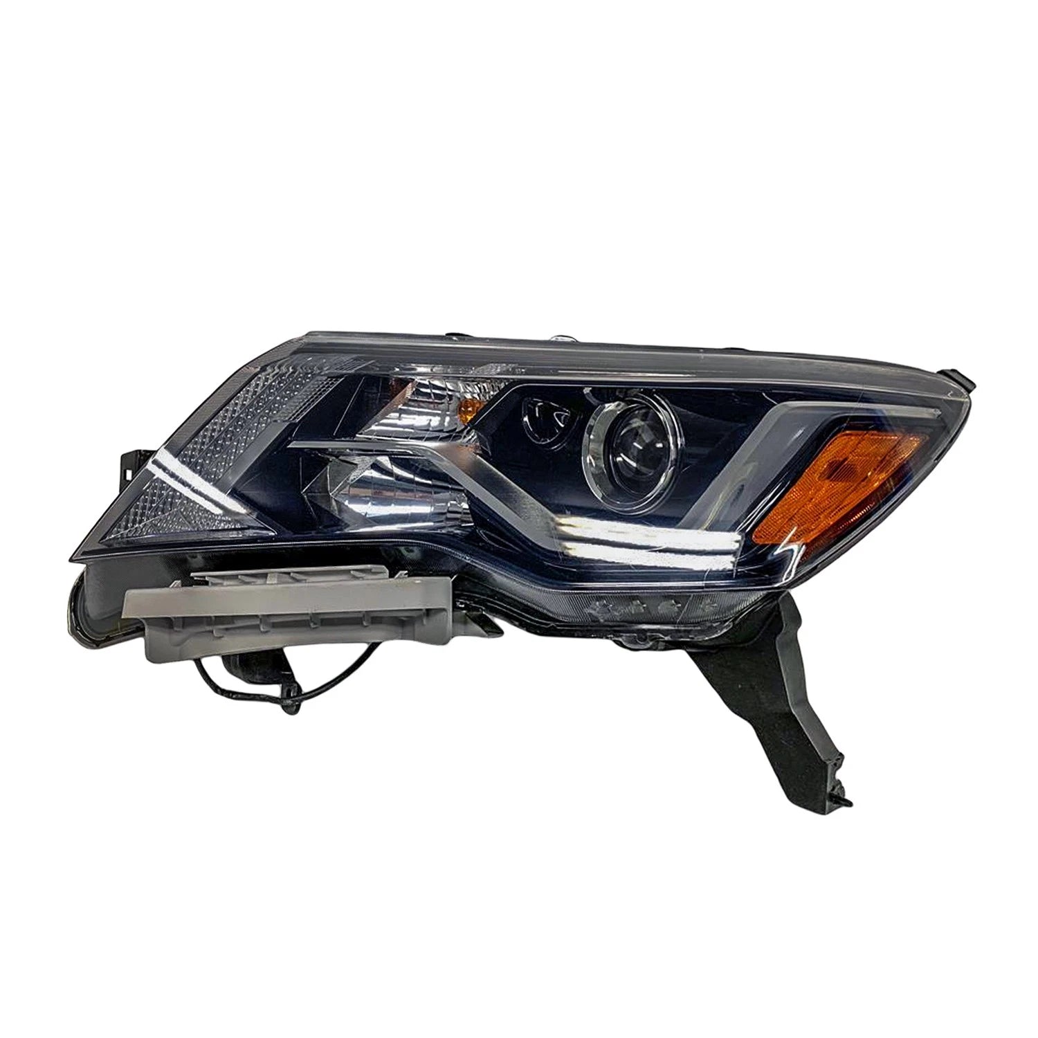 Replacement Driver Side Halogen Headlight Assembly for 2017-2020 Nissan Pathfinder