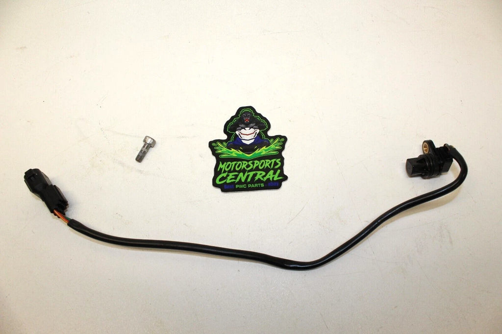 Camshaft Position Sensor for Yamaha 1.8L (OEM 6D3-85896-00-00, 6D3-85896-01-00)