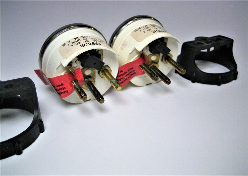 Set of 2 Faria GP9767A 2" Chesapeake White 80 PSI Oil Pressure Gauges
