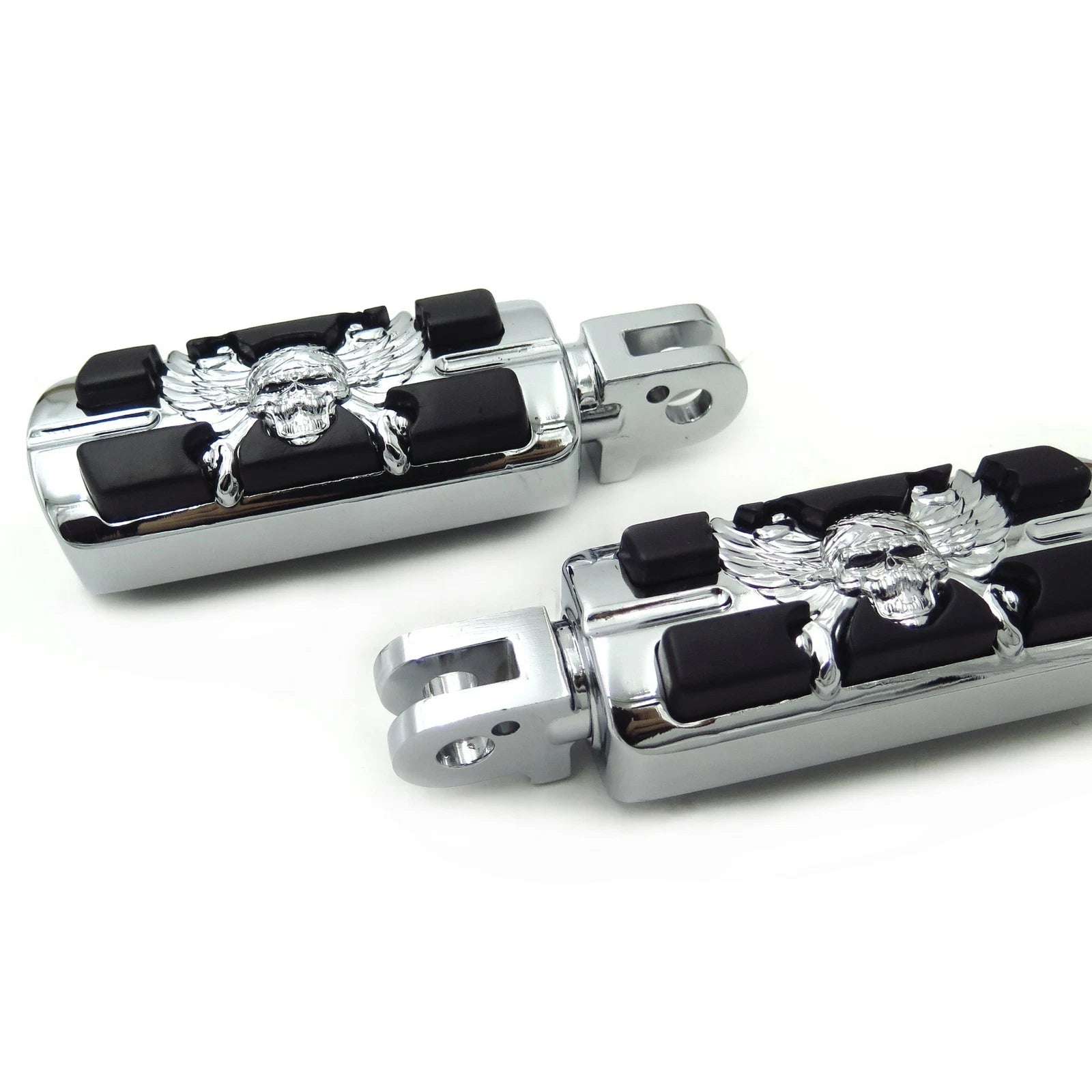 Pirate Skull Footpeg for Triumph Adventurer (1996–2001)