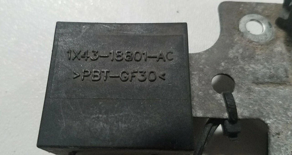 Radio Interface Suppression Capacitor for Jaguar X-Type (2002–2008)