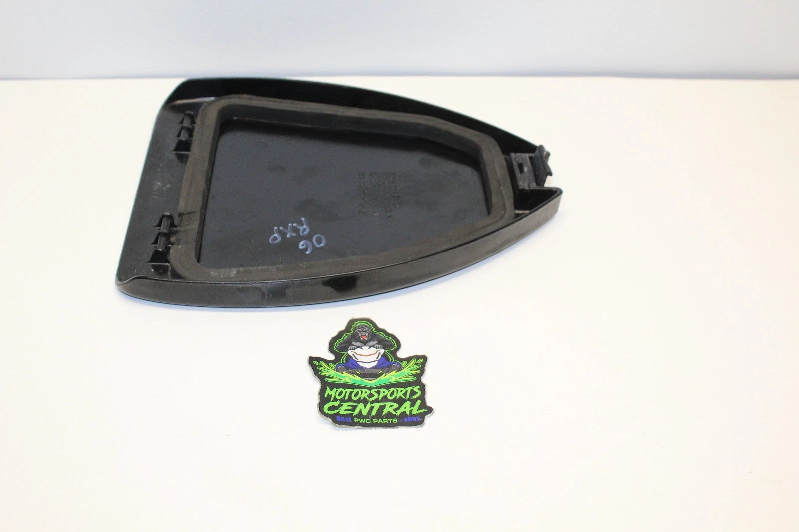 Front Storage Glove Box Lid Cover Latch for Seadoo GTI GTS RX RXP (2001–2011) 269500928