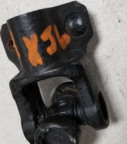 Steering Column Lower Shaft Universal Joint for Jaguar XJ6 VDP X300 (1995–1997)