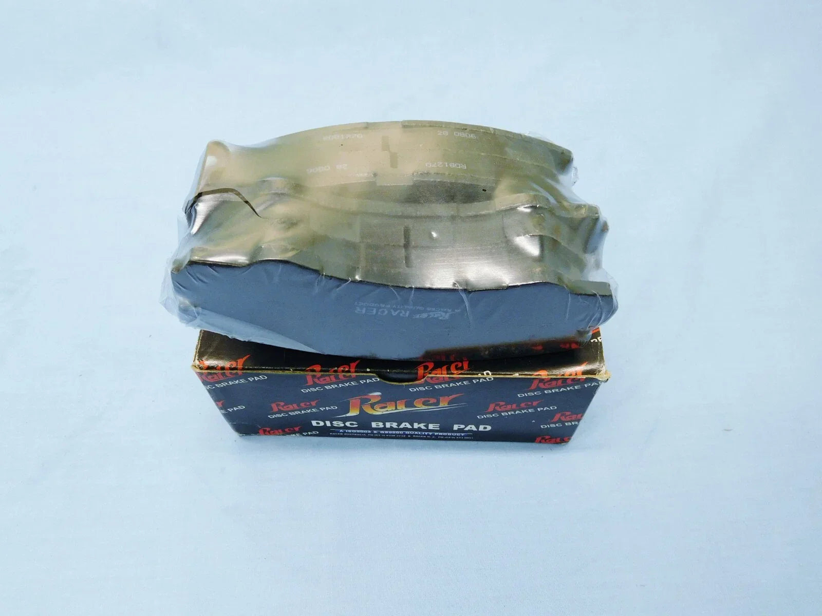 Front Disc Brake Pads Set for Holden Jackaroo UBS25 UBS87 (1992-2001)