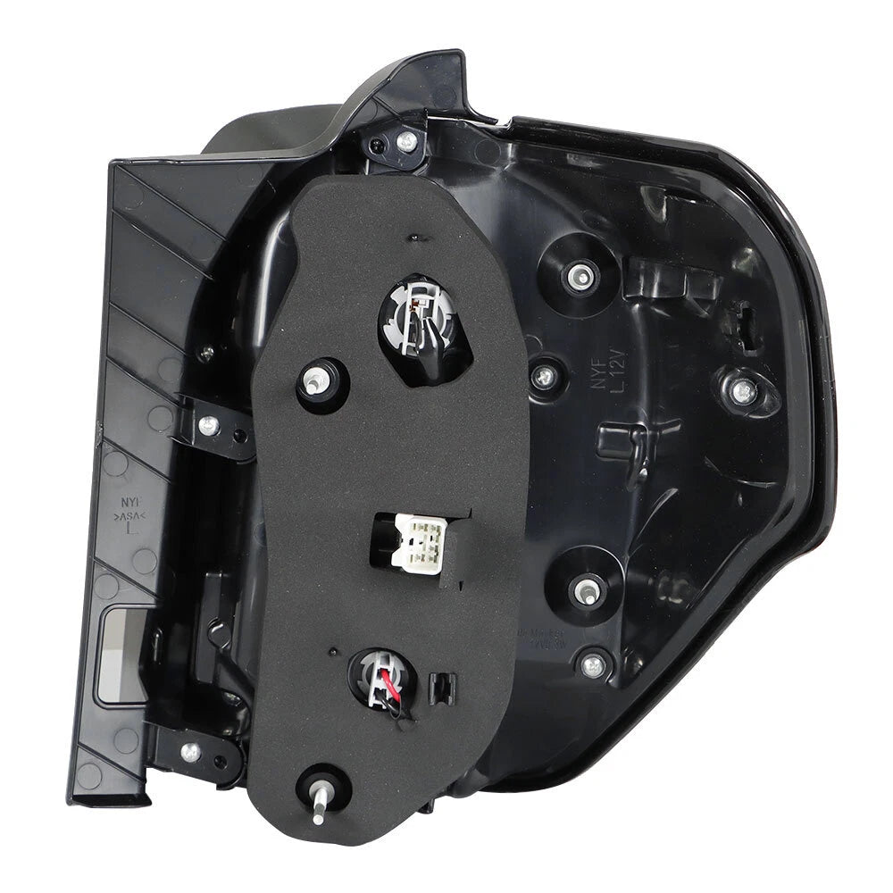 Taillights Rear LH/Driver for Toyota 4Runner (2014–2020)