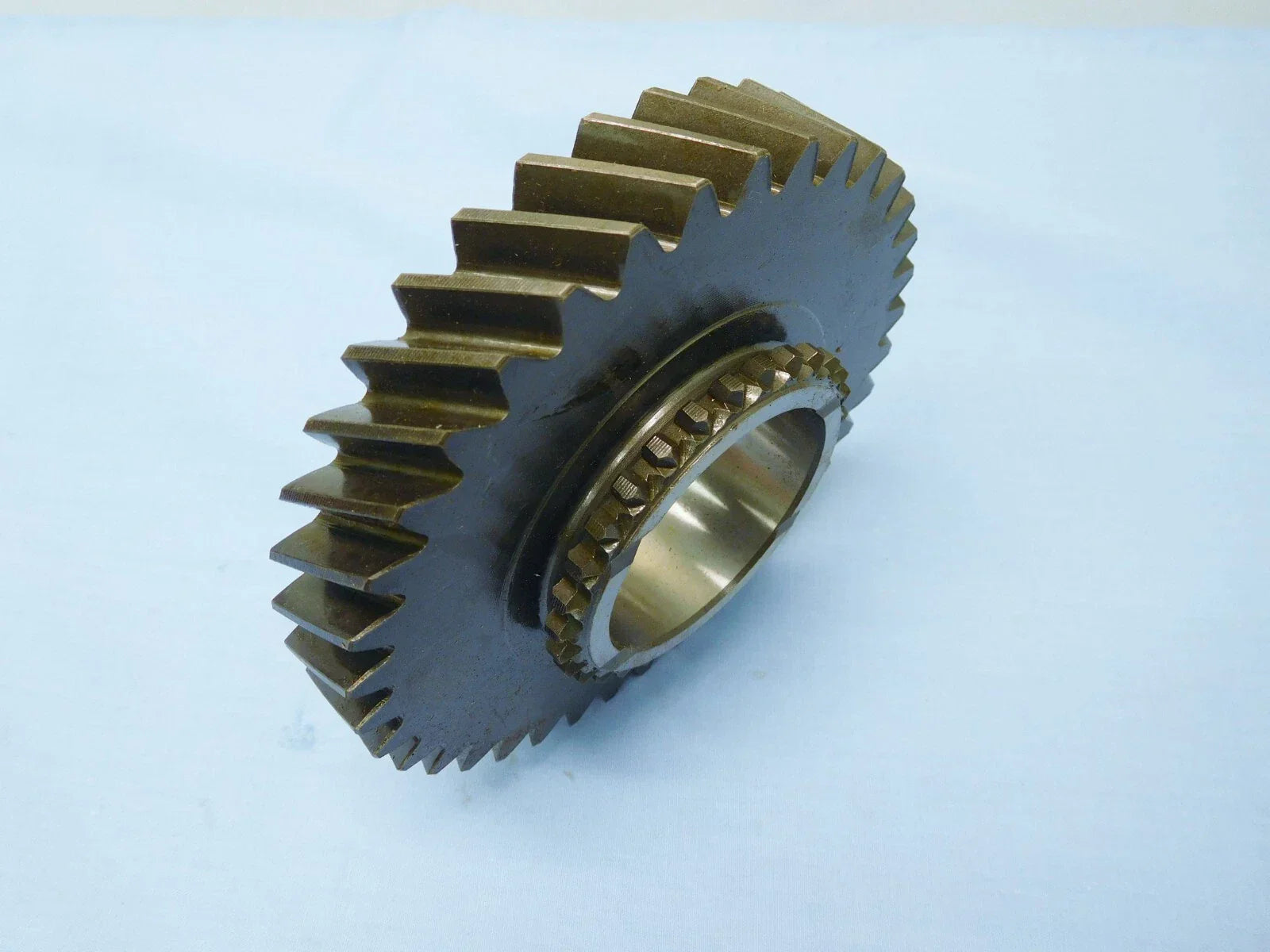 Genuine Transfer Case Low Gear for Toyota Hilux LN65 LN106 LN107 (1988-1997)