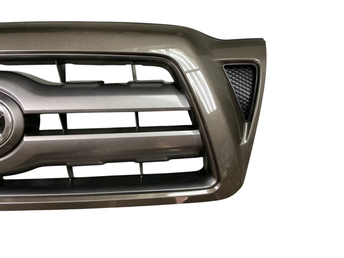 Front Bumper Grille for Toyota Tacoma (2005–2011) PYRITE PEARL