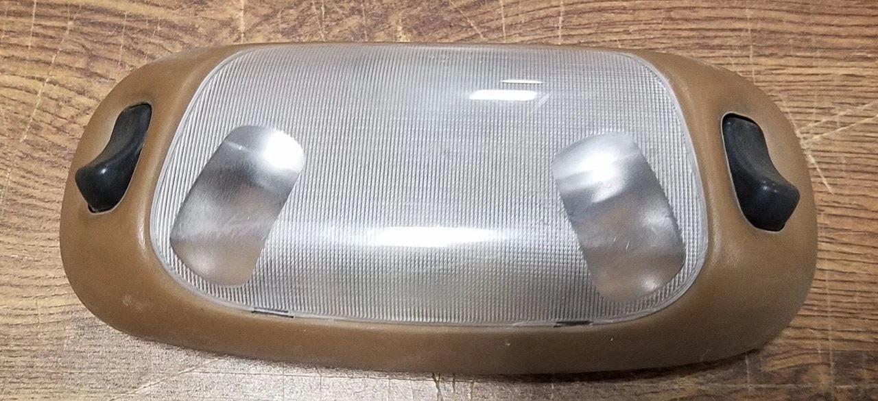 Dome Light for Ford Thunderbird Cougar (1994–1997) Tan