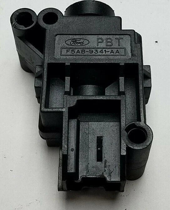 Inertia Switch for Ford F150 Mustang Taurus Ranger Explorer (1990–2003)
