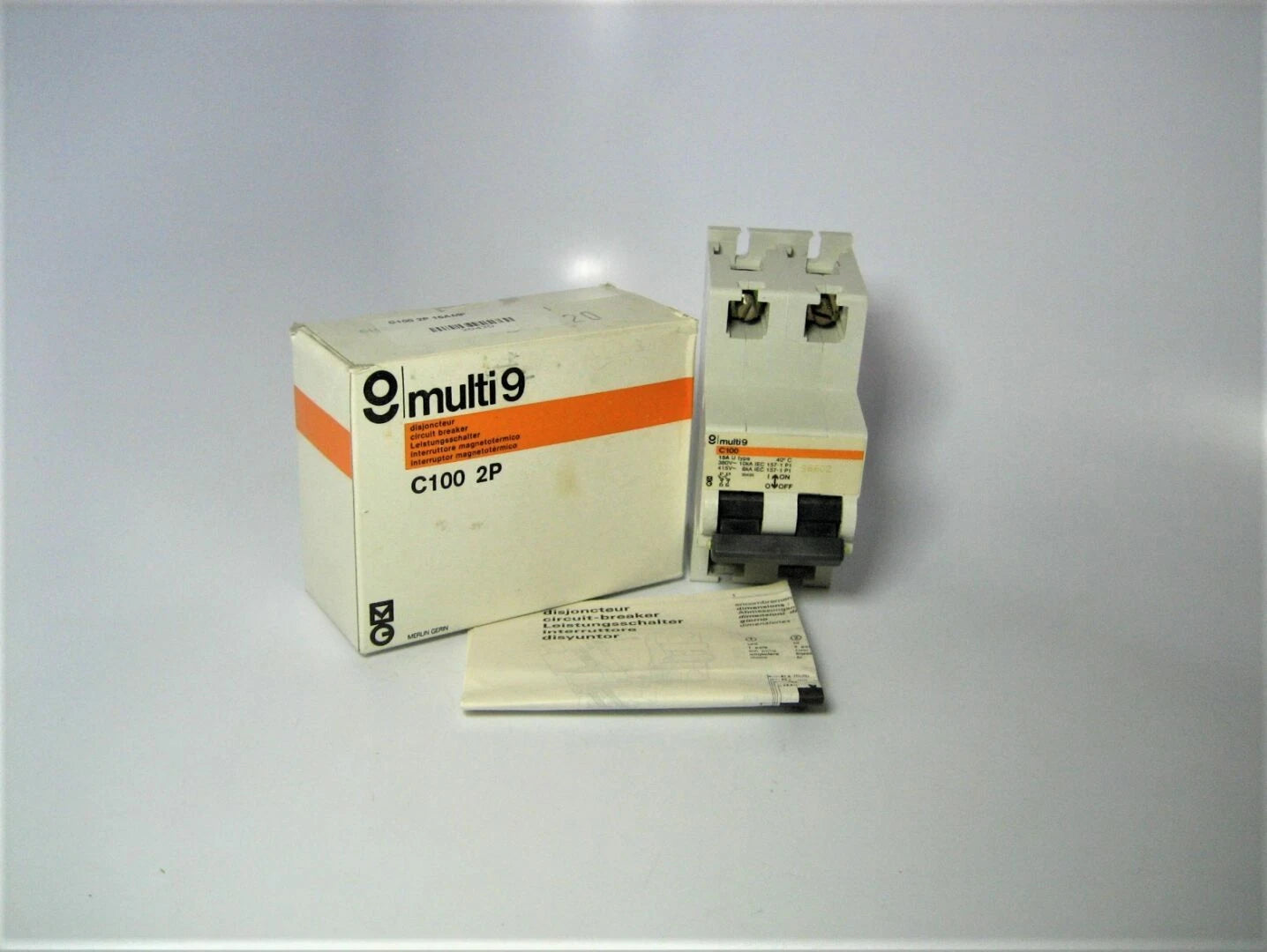 Merlin Gerin 20420 Multi 9 C100 2-Pole 15 Amp Type U Circuit Breaker