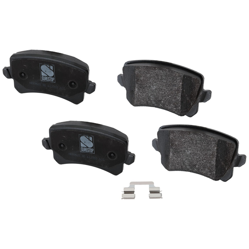 Brake Disc Rotors and Pads Kit for VW Tiguan, CC, Audi Q3