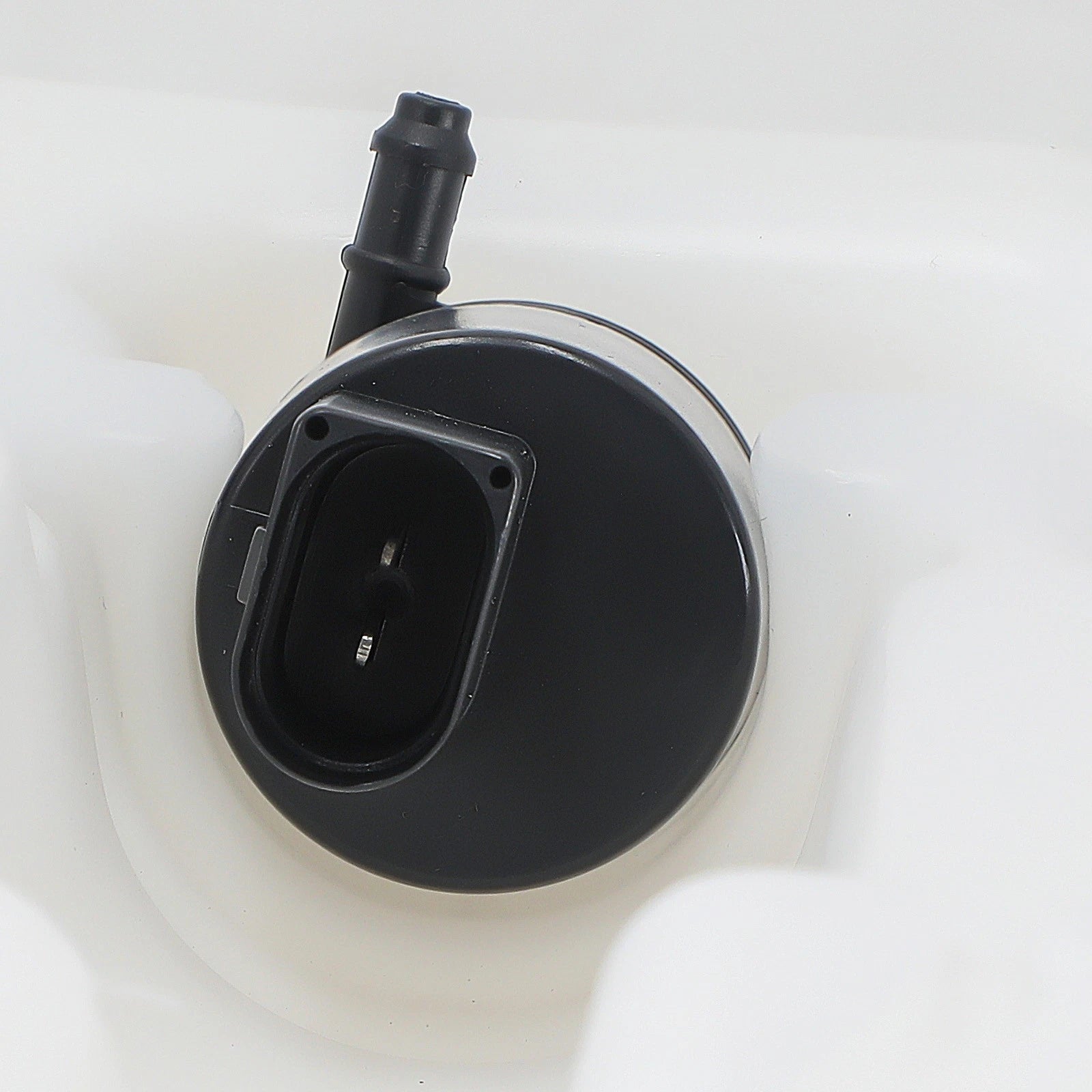 Front Fluid Reservoir for Silverado 3500 HD (2015) 13227300 22872930 22954986