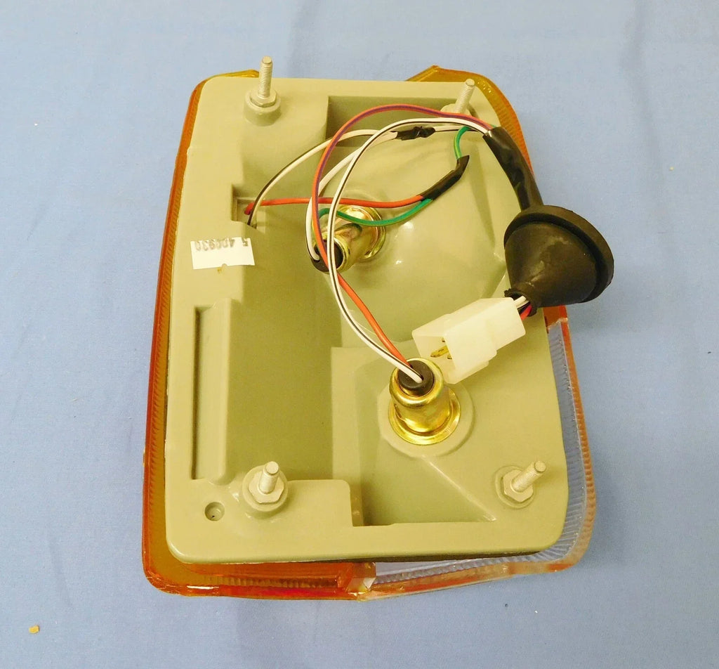 LH Front Corner Indicator Park Light Lamp for Holden Jackaroo (1969-1987)
