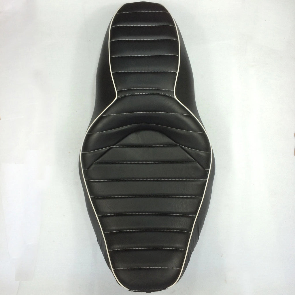 2X Cross Stripe Seat for Harley Davidson Road King/FLHX (2007–2015)