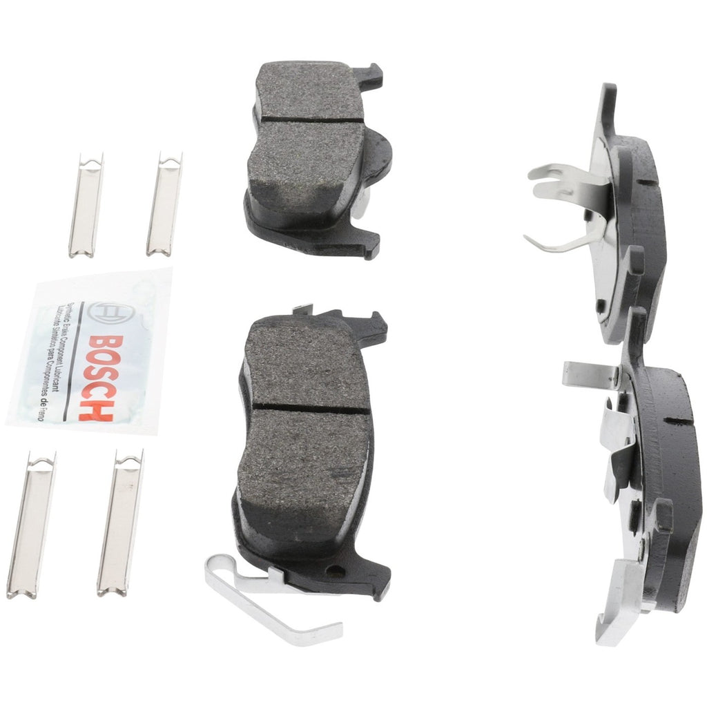Set of 2 Rear Brake Pads for Nissan Titan, Armada, Jeep QX56