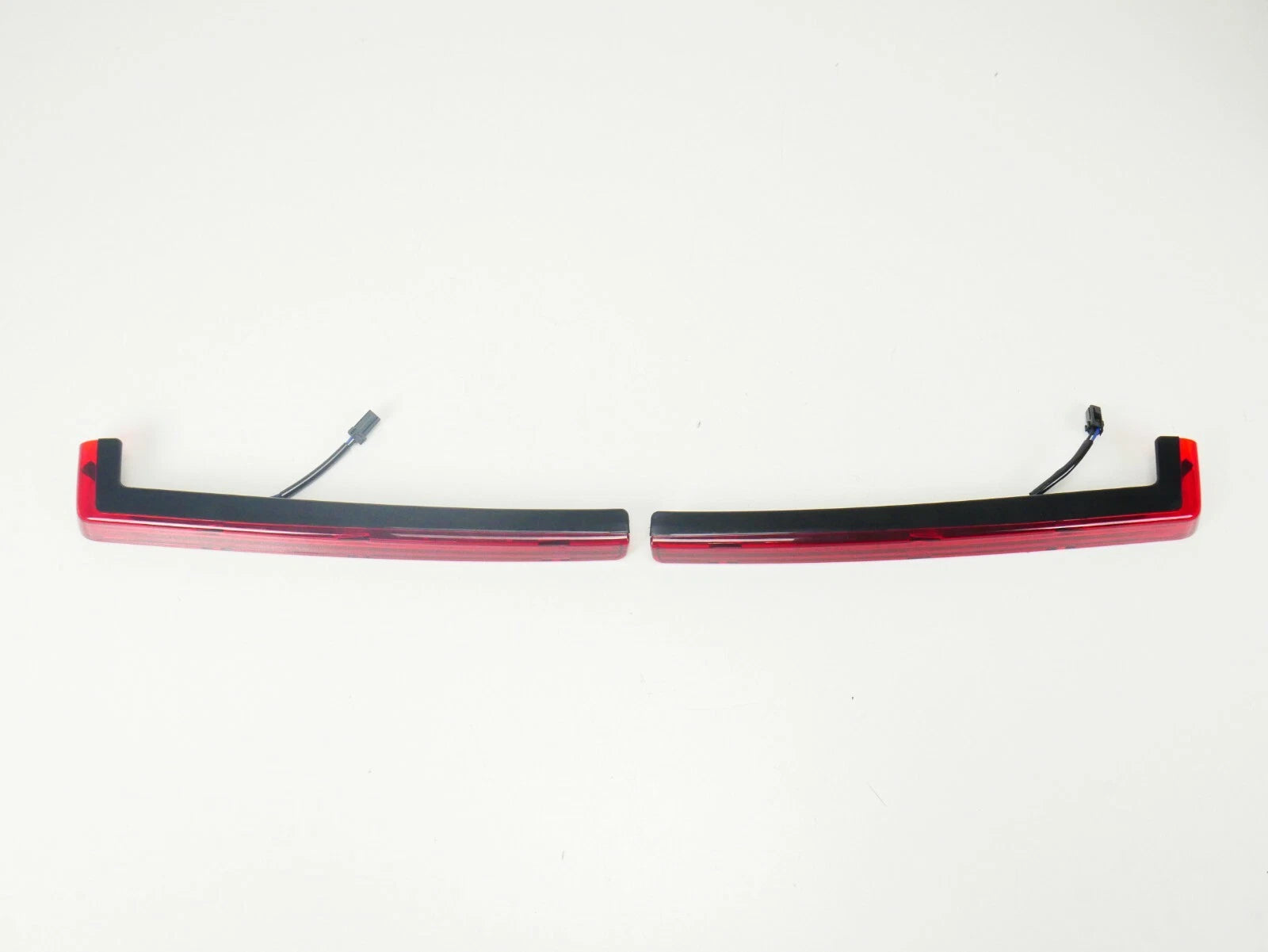 Set of 2 OEM Tour Pak Side Marker Lights for Harley Electra Classic FLHT (2006–2013)