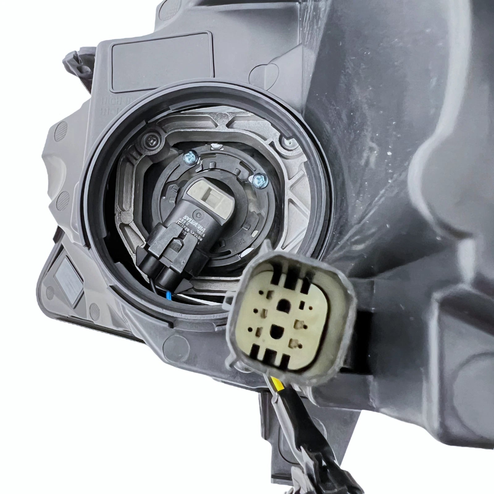 Passenger Side Halogen Headlight with Bulb for Chevrolet Malibu (2019–2025)