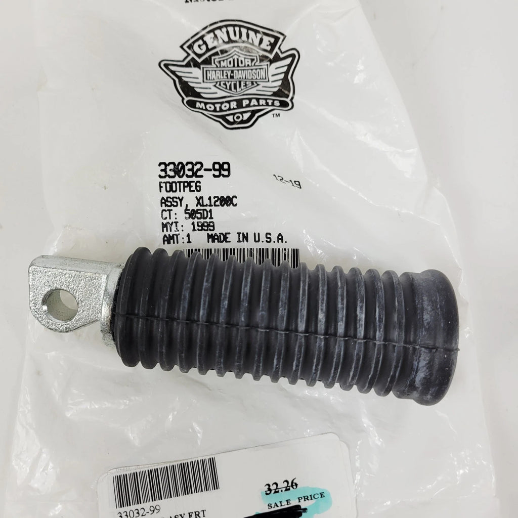 Rear Passenger Foot Pegs for Harley Sportster XL883L (1999–2023) 33032-99