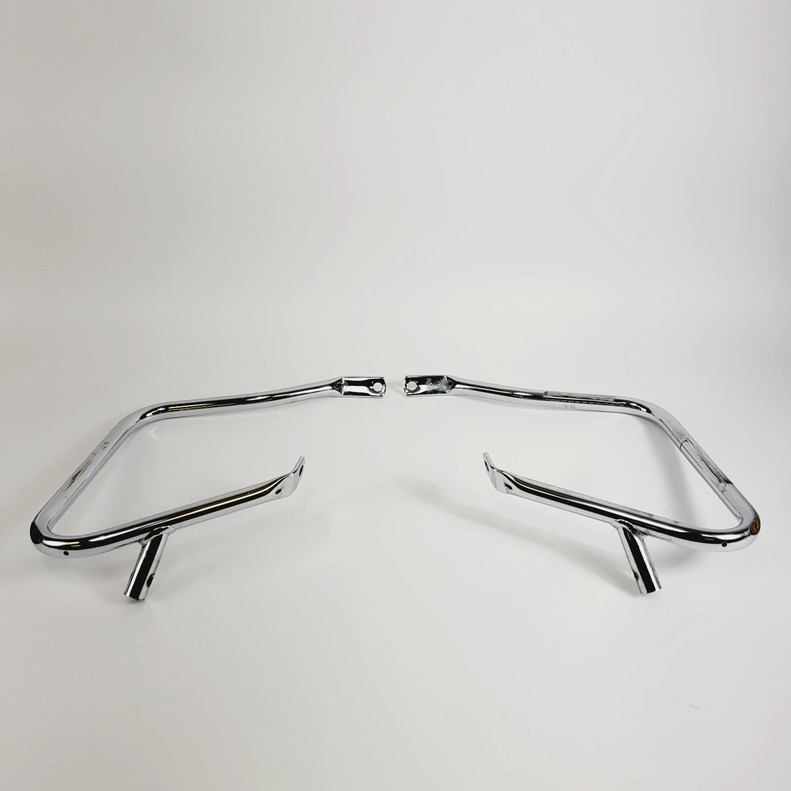 Set of 2 Chrome Saddlebag Guards for Harley Touring (2014–2023)