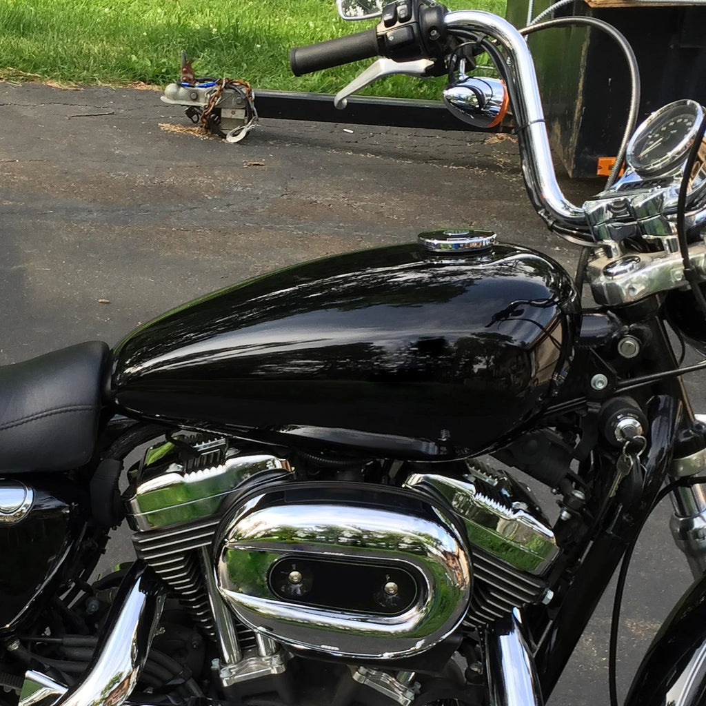 Gloss Black Fuel Gas Tank for Harley Sportster XL883 XL1200 (2007–Present)