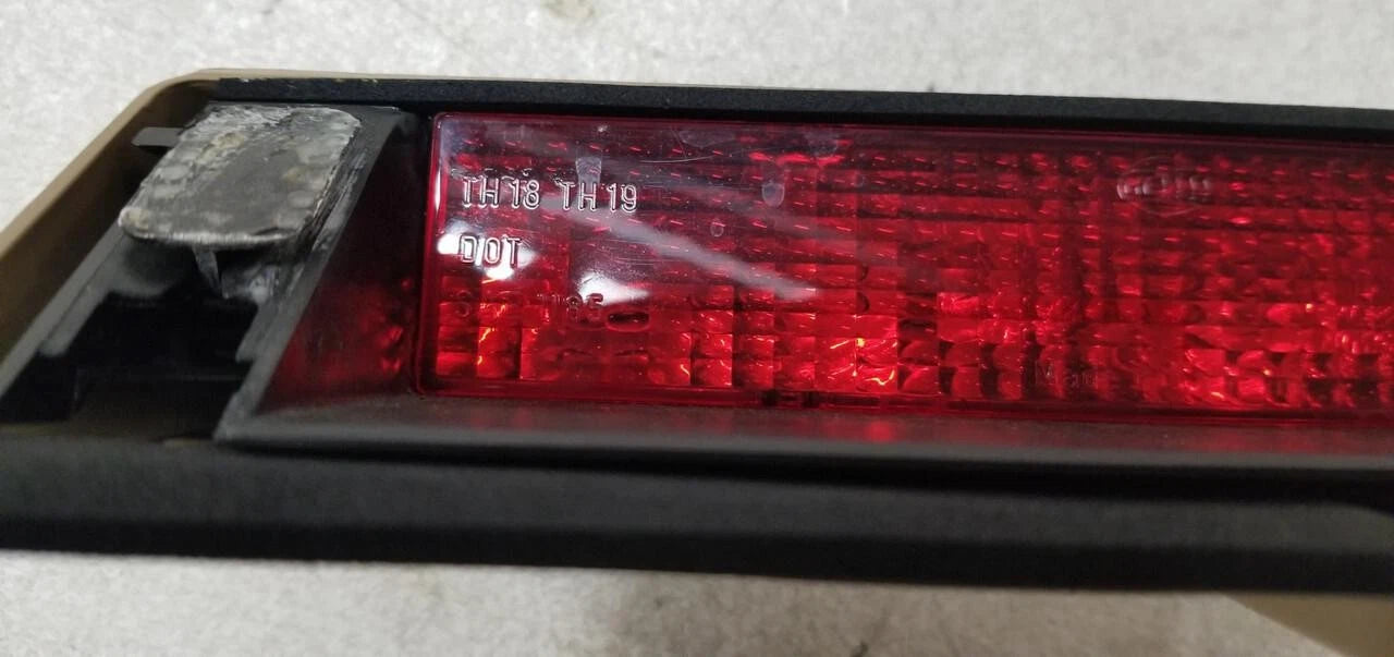 Third Brake Light for Jaguar XJ6 VDP (1988–1994) Beige AEE