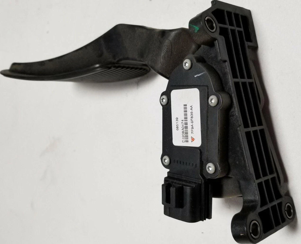 Accelerator Gas Throttle Pedal for Ford Flex Taurus (2009–2012) 7F9A9F836AA
