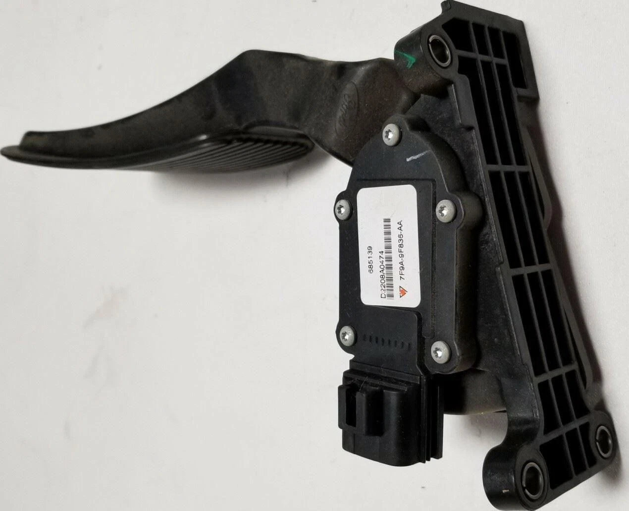 Accelerator Gas Throttle Pedal for Ford Flex Taurus (2009–2012) 7F9A9F836AA
