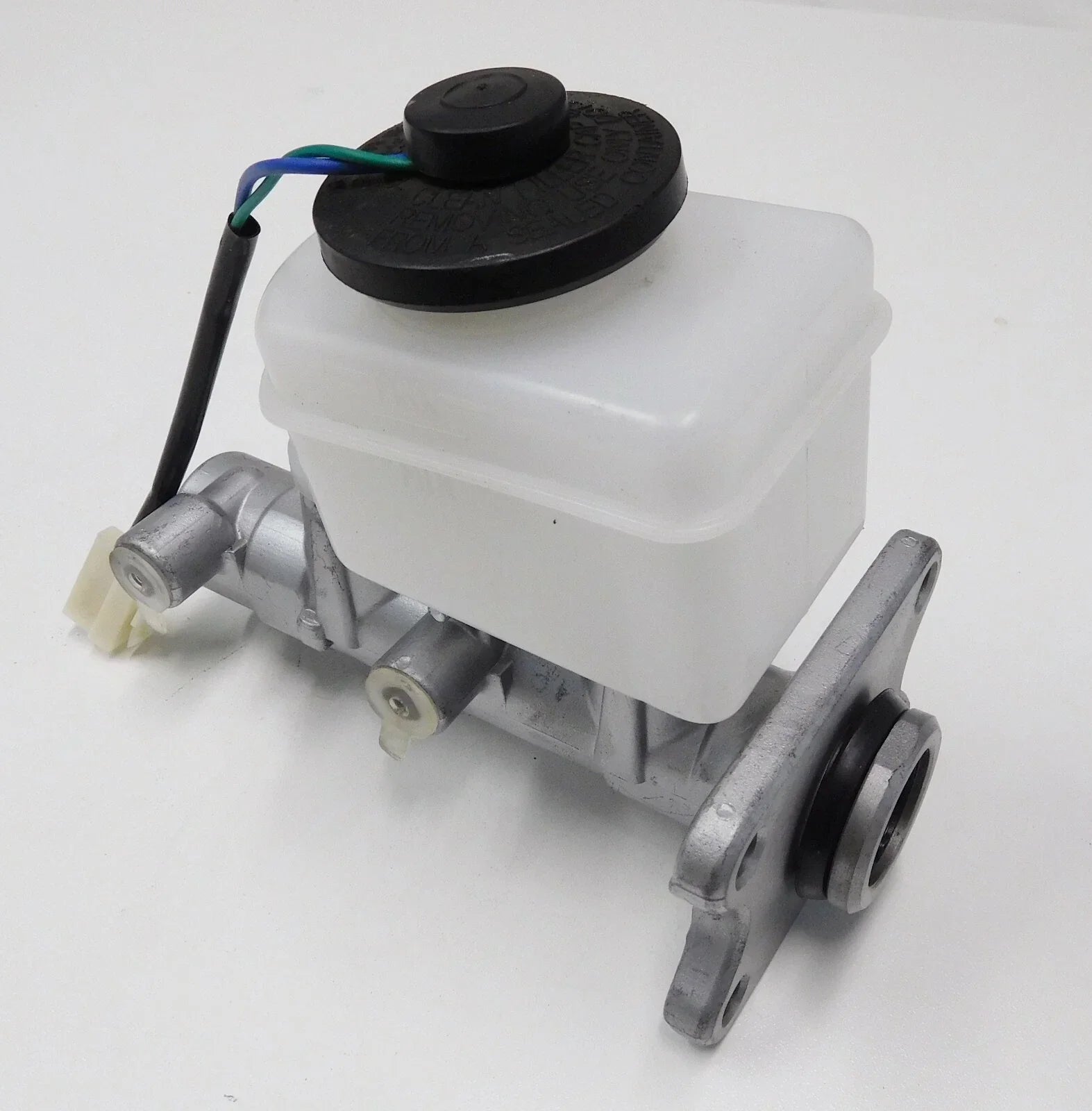 Brake Master Cylinder for Land Cruiser FJ80, FZJ80 (1990-1997)
