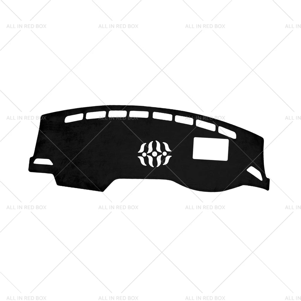 Dash Mat Microfiber Leather Non-Slip for Volkswagen Tiguan (2016–2024)