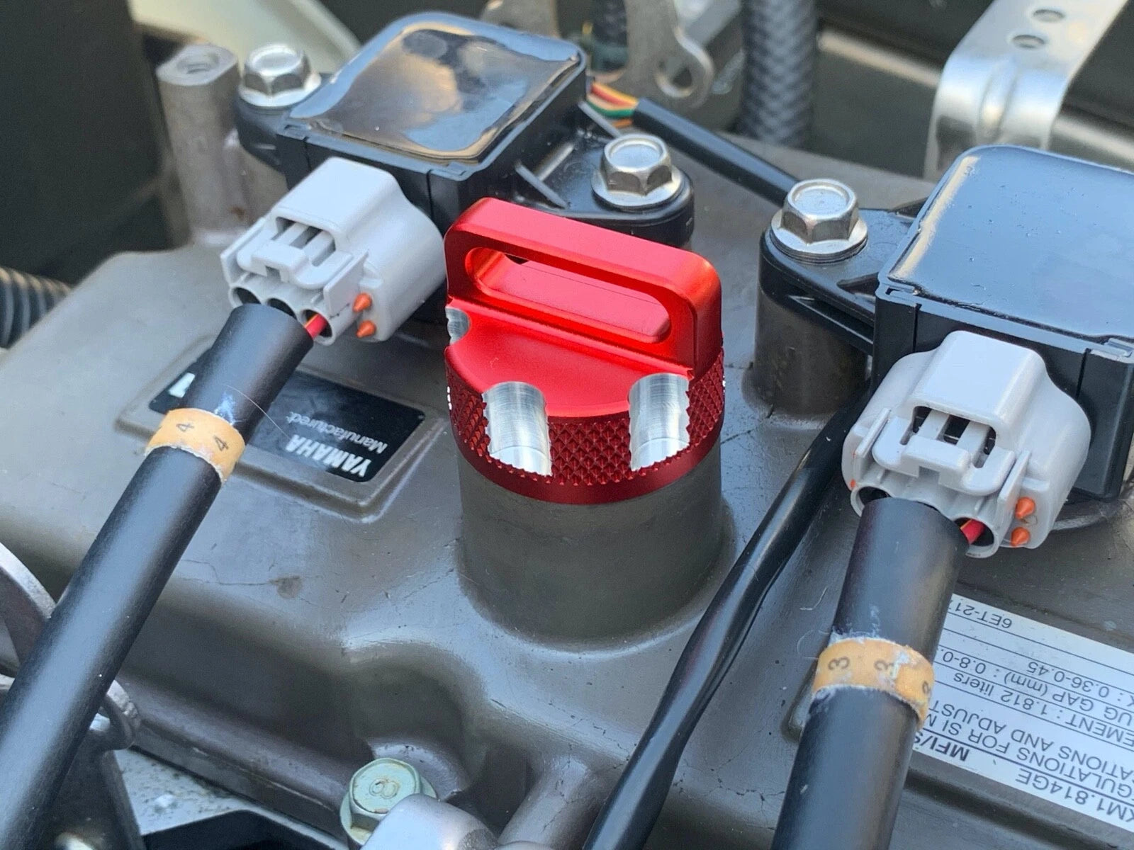 Billet Engine Oil Filler Mini Cap for Yamaha 1.8L - Red