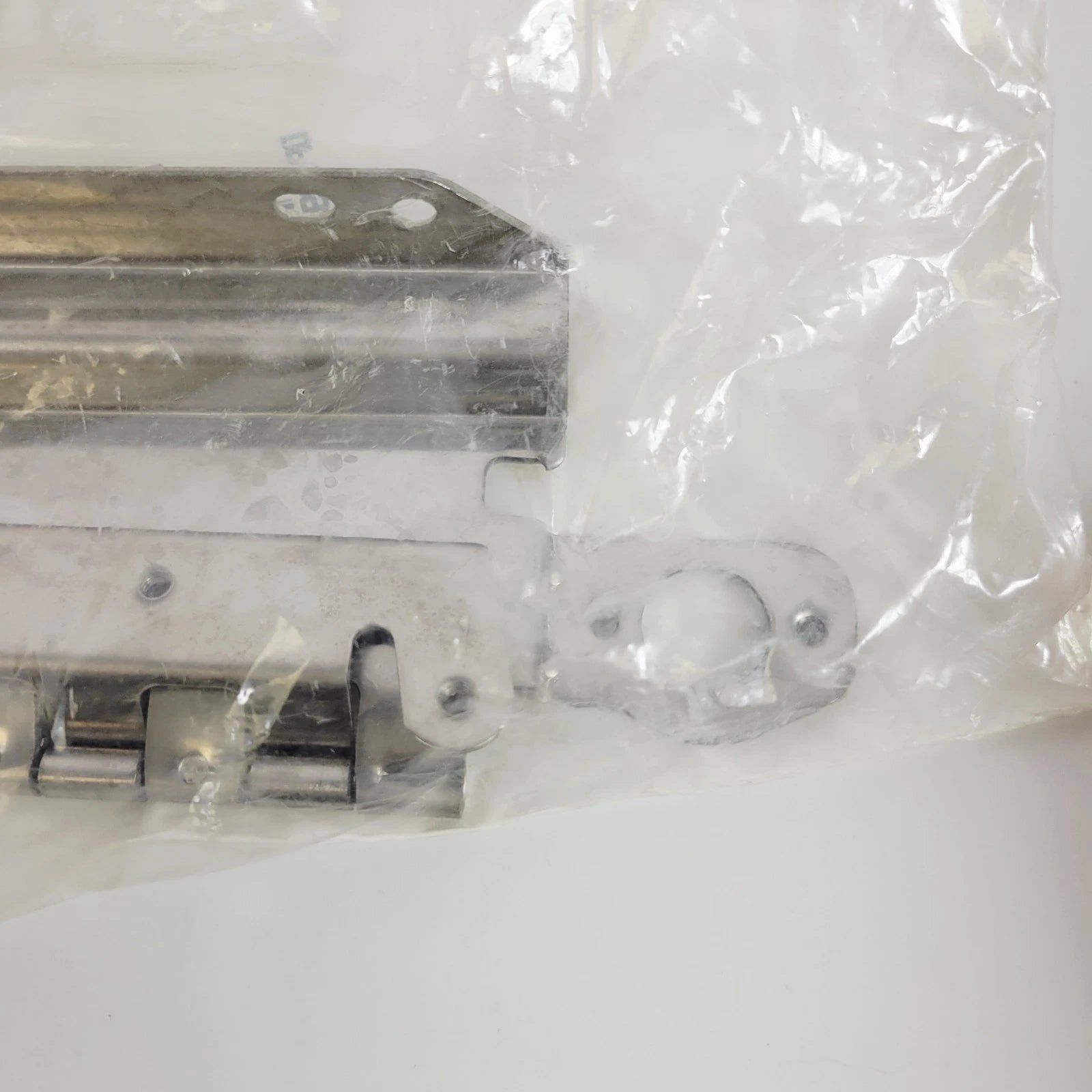 Saddlebag Latch Kit Left for Harley-Davidson Touring Street Glide (2014–2024) 90200900