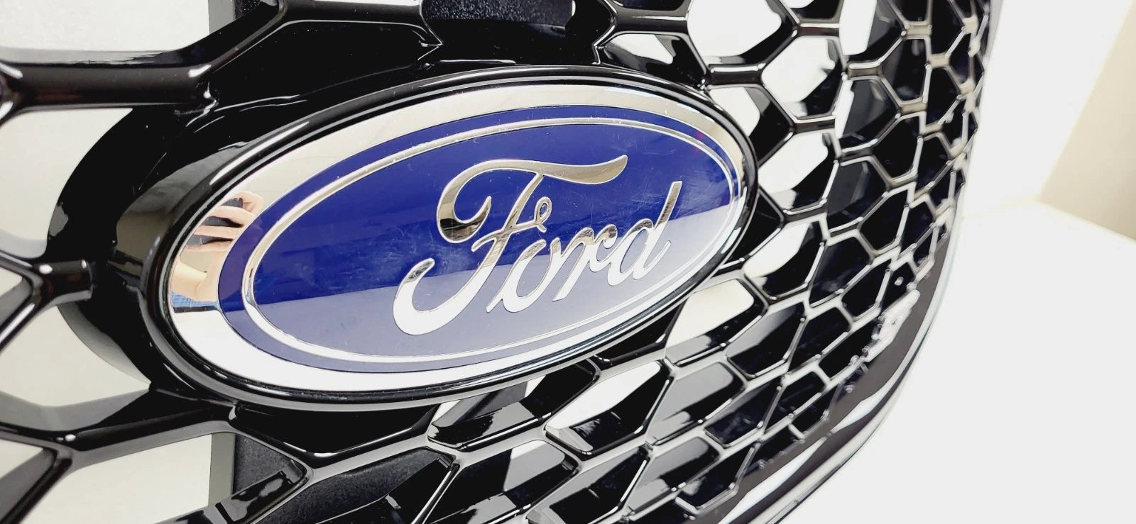 Front Bumper Upper Grille for Ford Edge ST (2019–2024) KT4Z-8200-BA Black