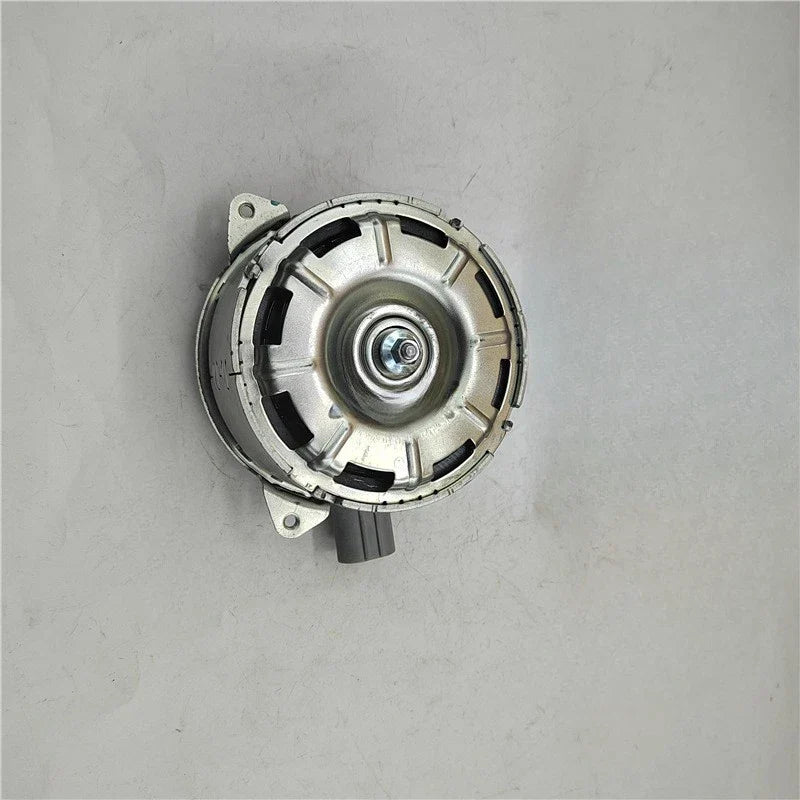 Denso Radiator Cooling Motor Fan for Toyota Vios/Yaris Echo (1999–2008)