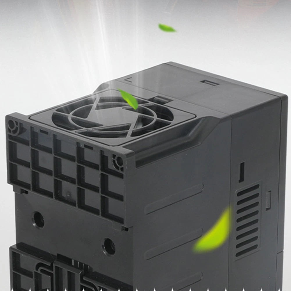 2.2KW Variable Frequency Drive VFD Motor Controller 220V Input Output