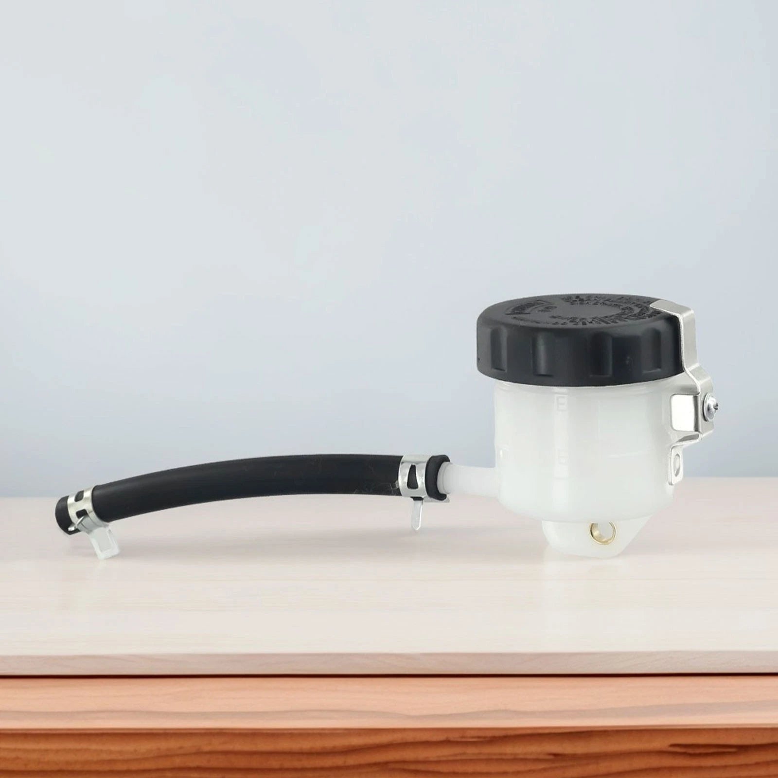 Brake Pump Master Cylinder Oil Cup Brake Fluid Reservoir for Suzuki GSXR 750 (2000–2023)