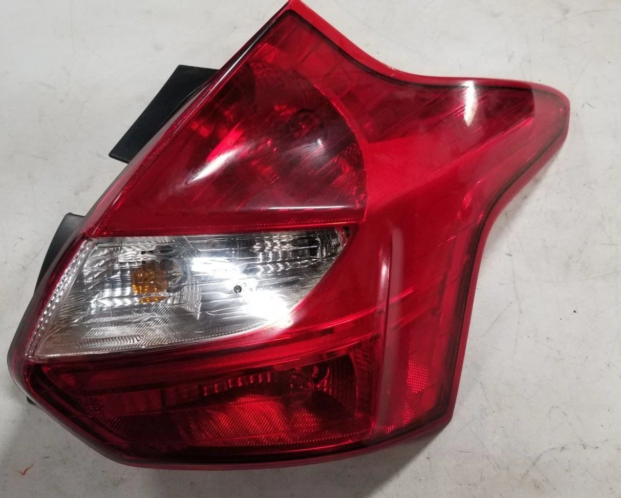 Passenger Side Taillight Brake Light for Ford Focus (2012–2014) OEM