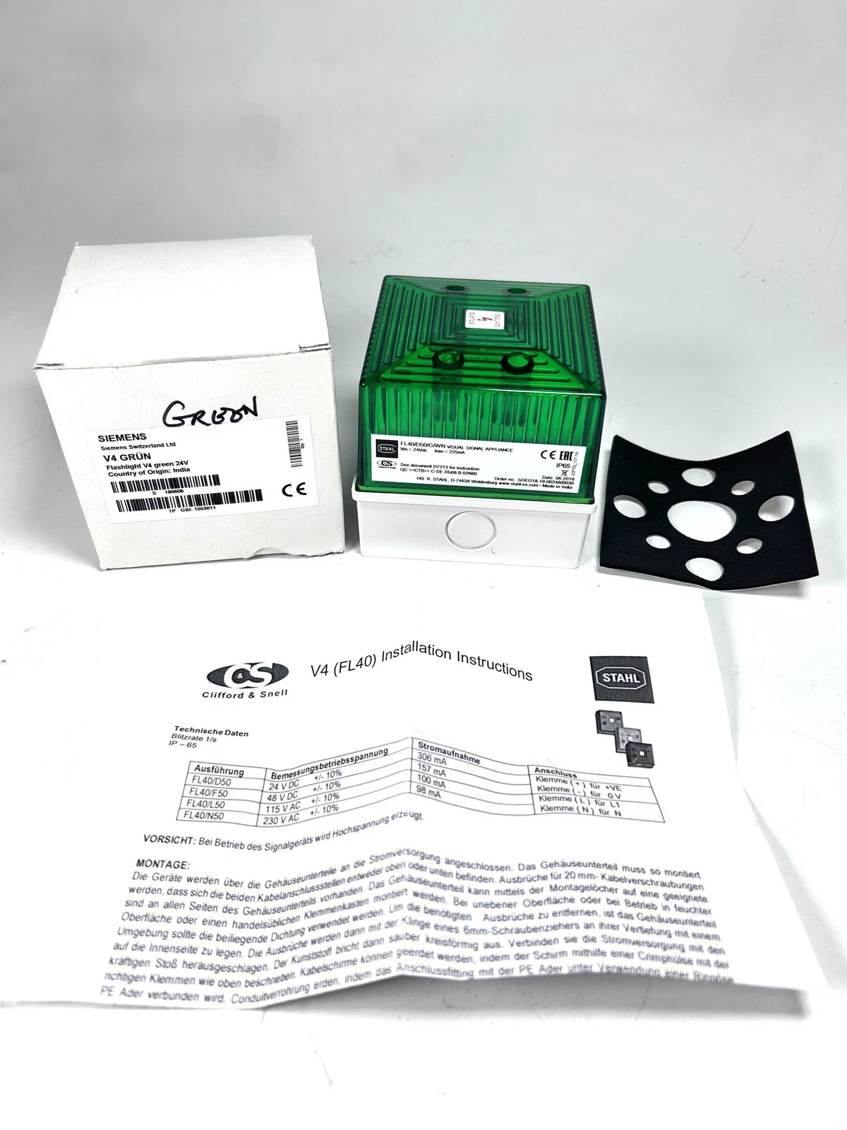 Clifford & Snell FL40/D50 V4 Green Alarm Flash Light for 24V Vehicles