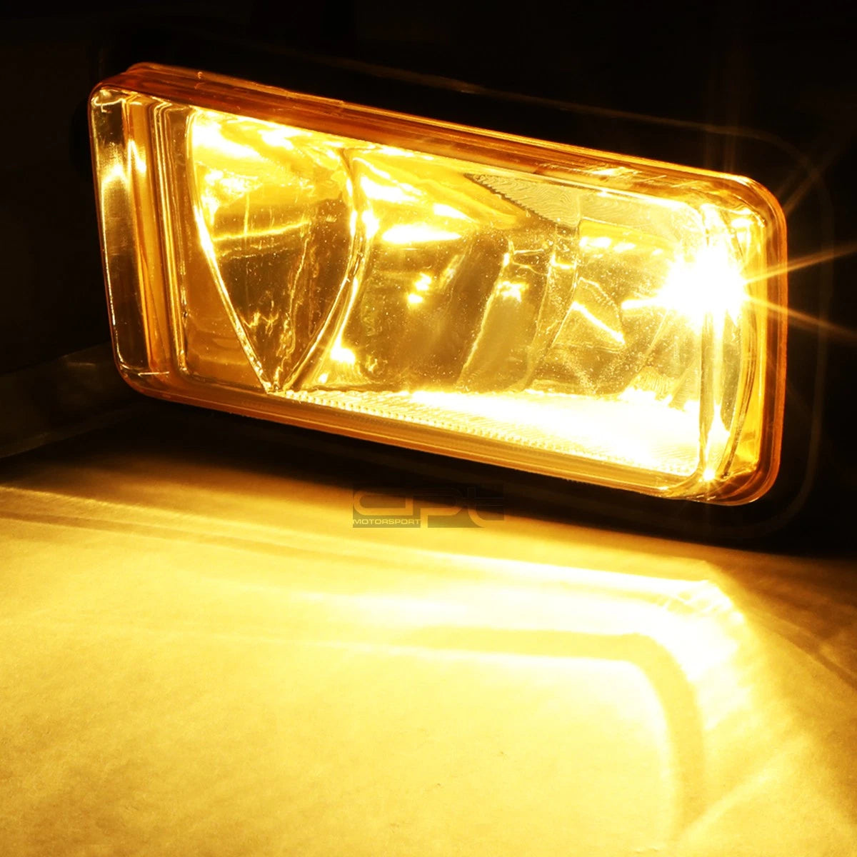 Pair of OE Amber Lens Bumper Fog Lights for Yukon XL (2015–2018)