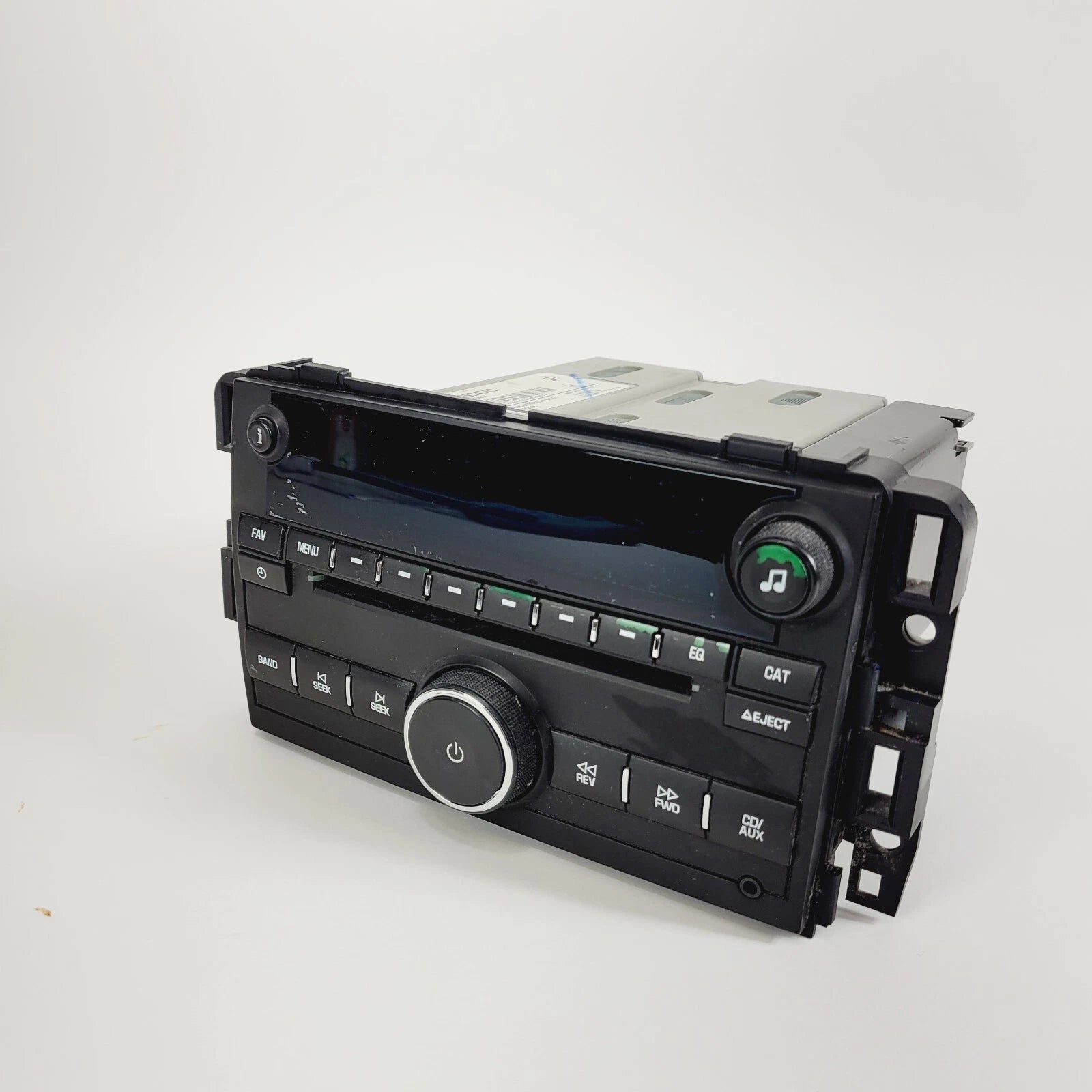 Radio AM FM CD with USB Aux Input for Chevy GMC Truck (2010–2015) UUI 20934593