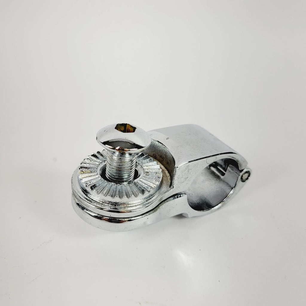 OEM Engine Guard Crash Bar Mount Clamp for Harley Davidson (2007–2007)