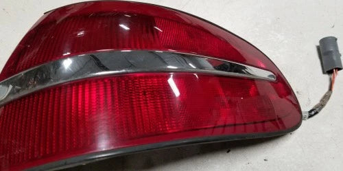 Right Passenger Brake Tail Light Lamp for Lincoln Continental (1995–1997)