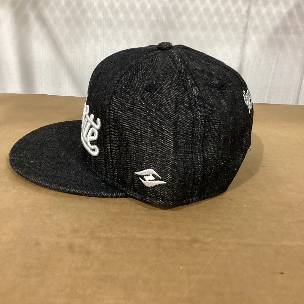 Hyperlite Voyager Hat for Universal Fit (OSFA) - Black with White Lettering