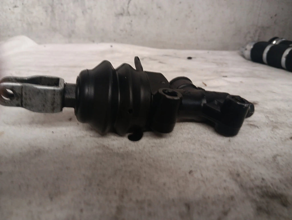 Rear Brake Master Cylinder for Harley-Davidson Big Twin (9606)