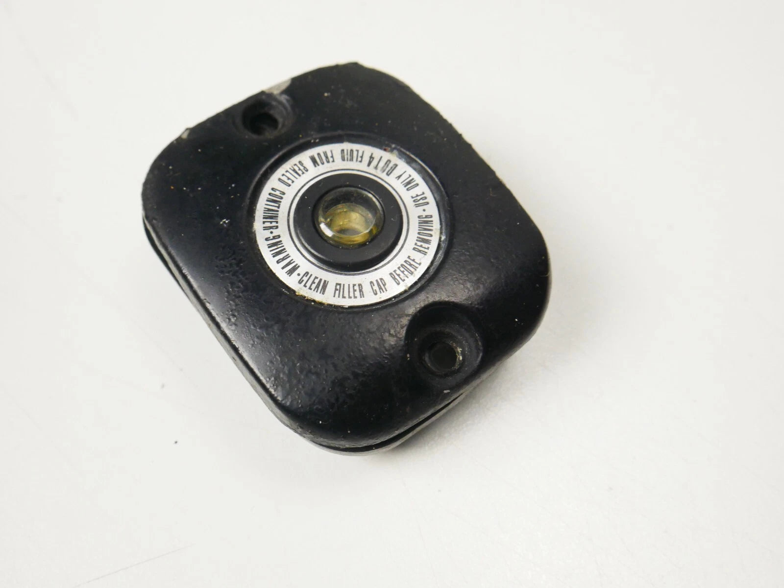 Front Brake Master Cylinder Cover for Harley Touring Softail Dyna