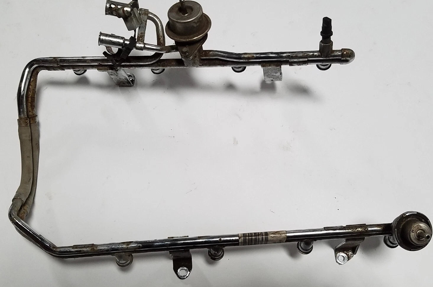 Fuel Rail for Lincoln Mark VIII (1997–1998) 4.6L 4V F7LE-9F792-AG