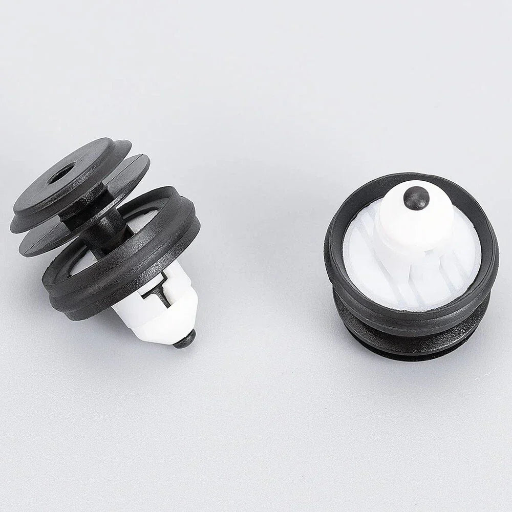 30Pcs Interior Door Panel Clips for BMW M5 M550i X3 640i (2018-2023)