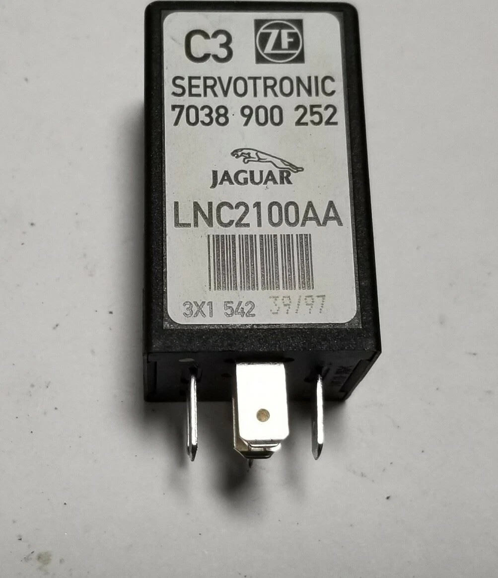 Front Relay LNC2100AA for Jaguar XJ8, XJ8L, XJR, VDP (1998–2003)