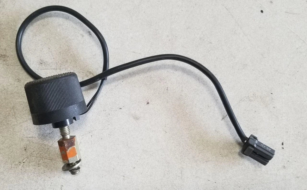 Accelerator Gas Pedal Kick Down Switch for Jaguar XJ6 XJ12 (1995–1997) LNA657