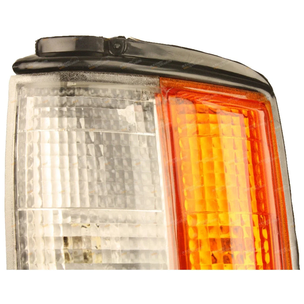 LH Corner Indicator Park Light w/Black Trim / 2WD for Toyota Hilux (83–88)